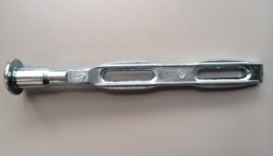ホームタイ２つ穴